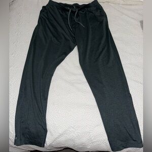Vuori Sunday Performance Track Pant